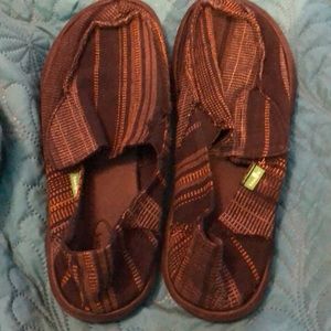 Mens Sanuk Striped Slip Ons Size 6 EU 38